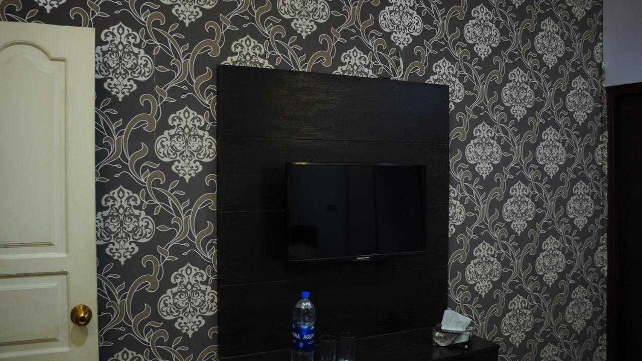 Hilton Bayview Lnn Otel Karaçi Dış mekan fotoğraf
