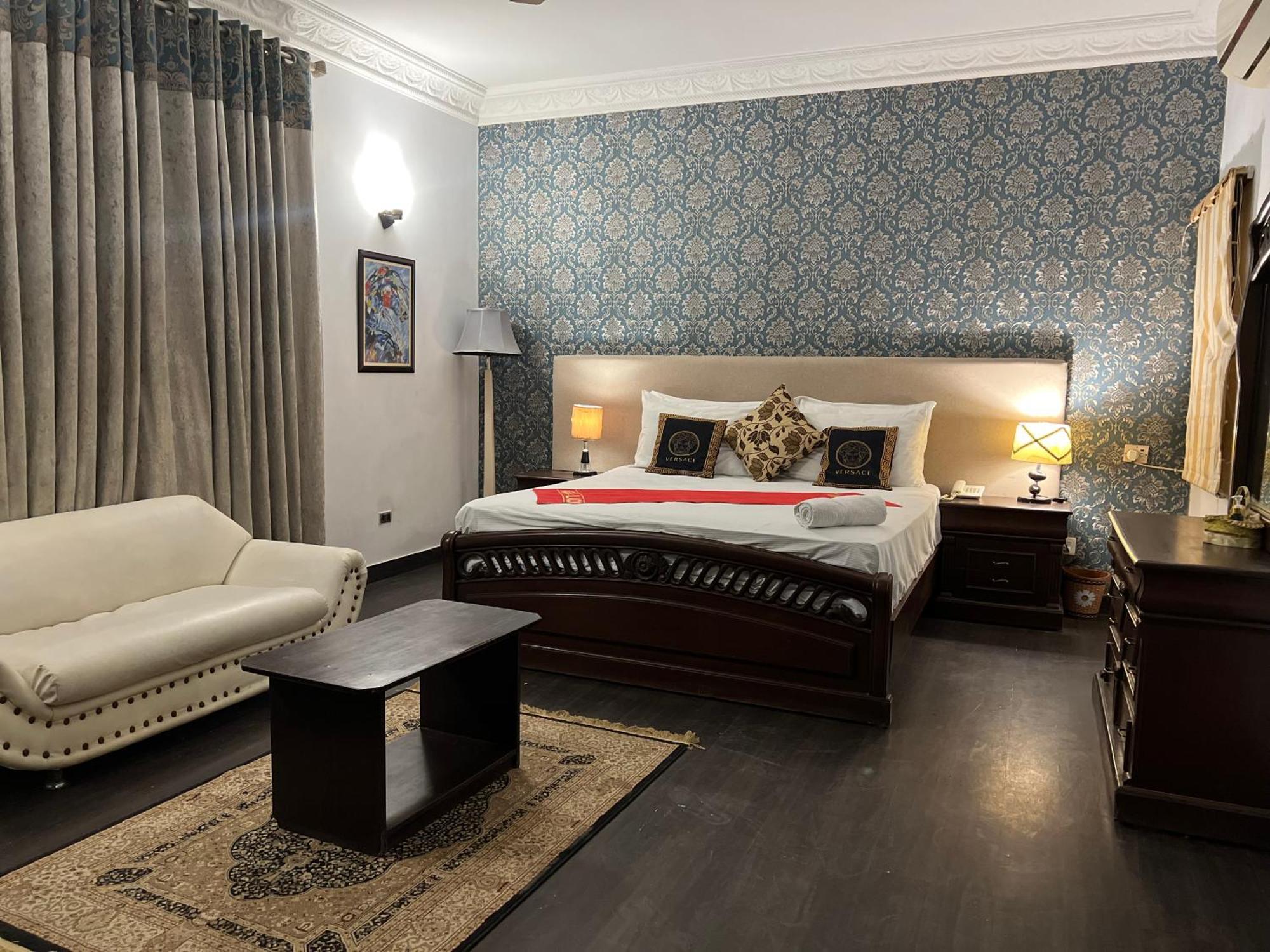 Hilton Bayview Lnn Otel Karaçi Dış mekan fotoğraf