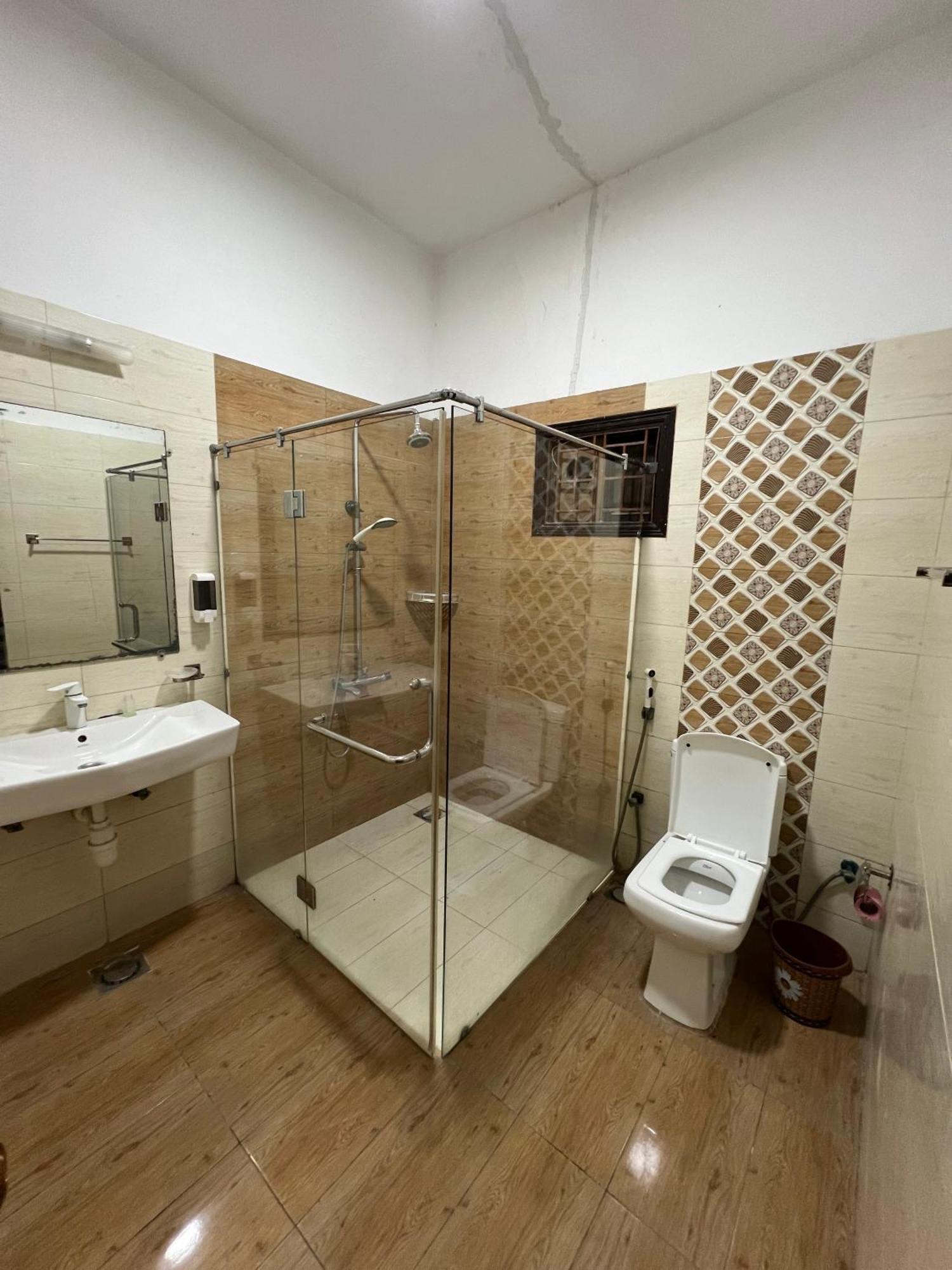 Hilton Bayview Lnn Otel Karaçi Dış mekan fotoğraf