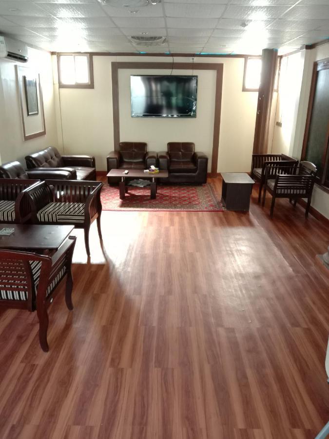 Hilton Bayview Lnn Otel Karaçi Dış mekan fotoğraf