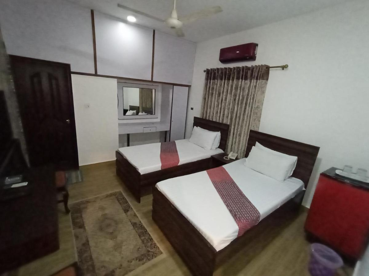 Hilton Bayview Lnn Otel Karaçi Dış mekan fotoğraf